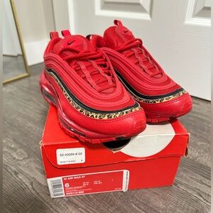 University red/black print air max 97